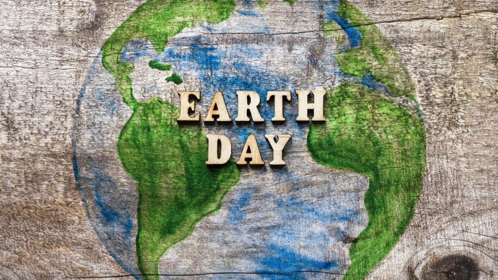 World Earth Day 2025 In Hindi