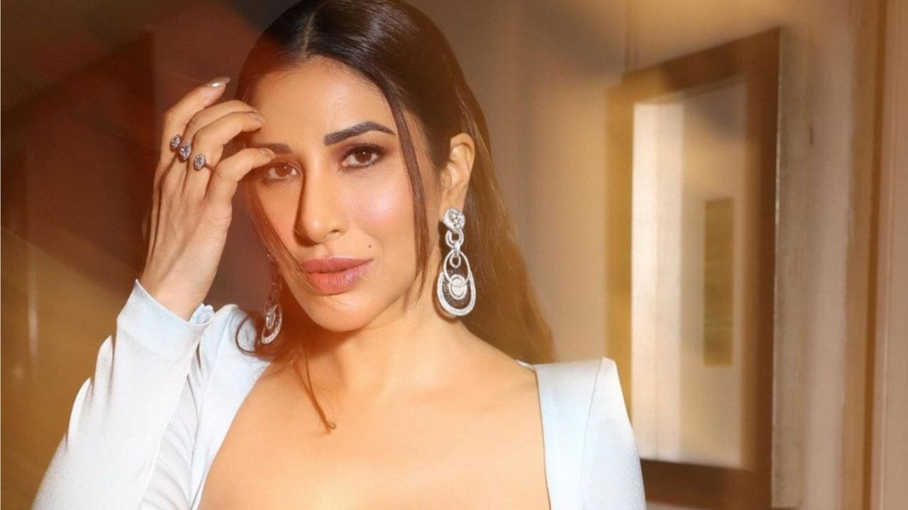 Sophie Choudry